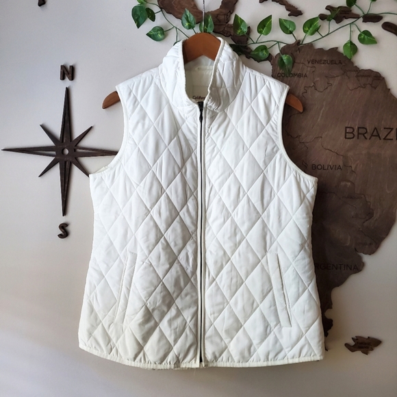 Coldwater Creek Jackets & Blazers - NWOT🔥White Coldwater Creek Quilted Vest